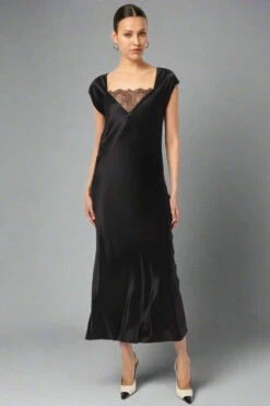 Remy Dress In Black