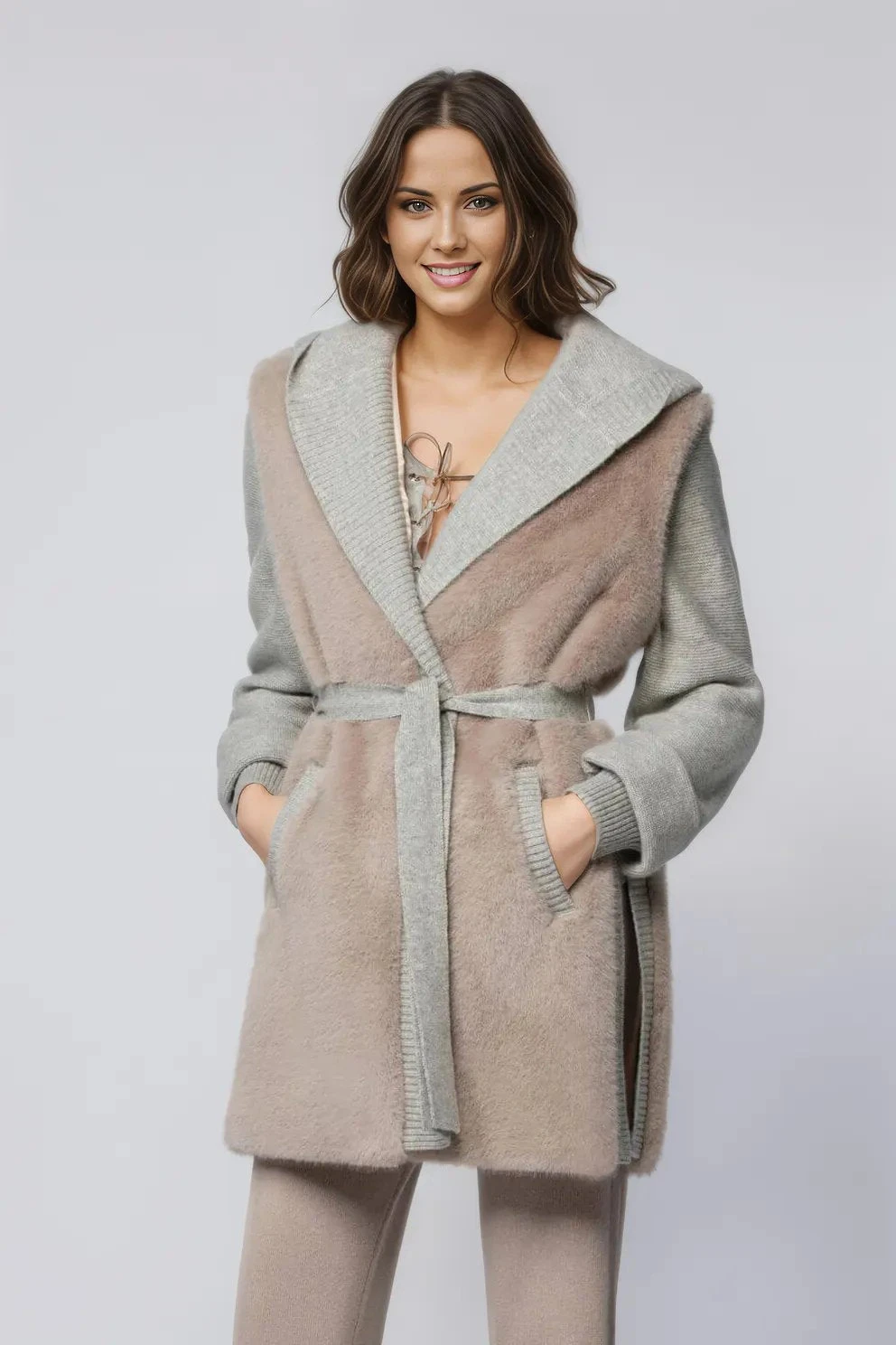 Golia Mid-length Wool And Cashmere Sweater Vest With Faux Fur In Grey 1 Golia Mid-length Wool And Cashmere Sweater Vest With Faux Fur In Grey