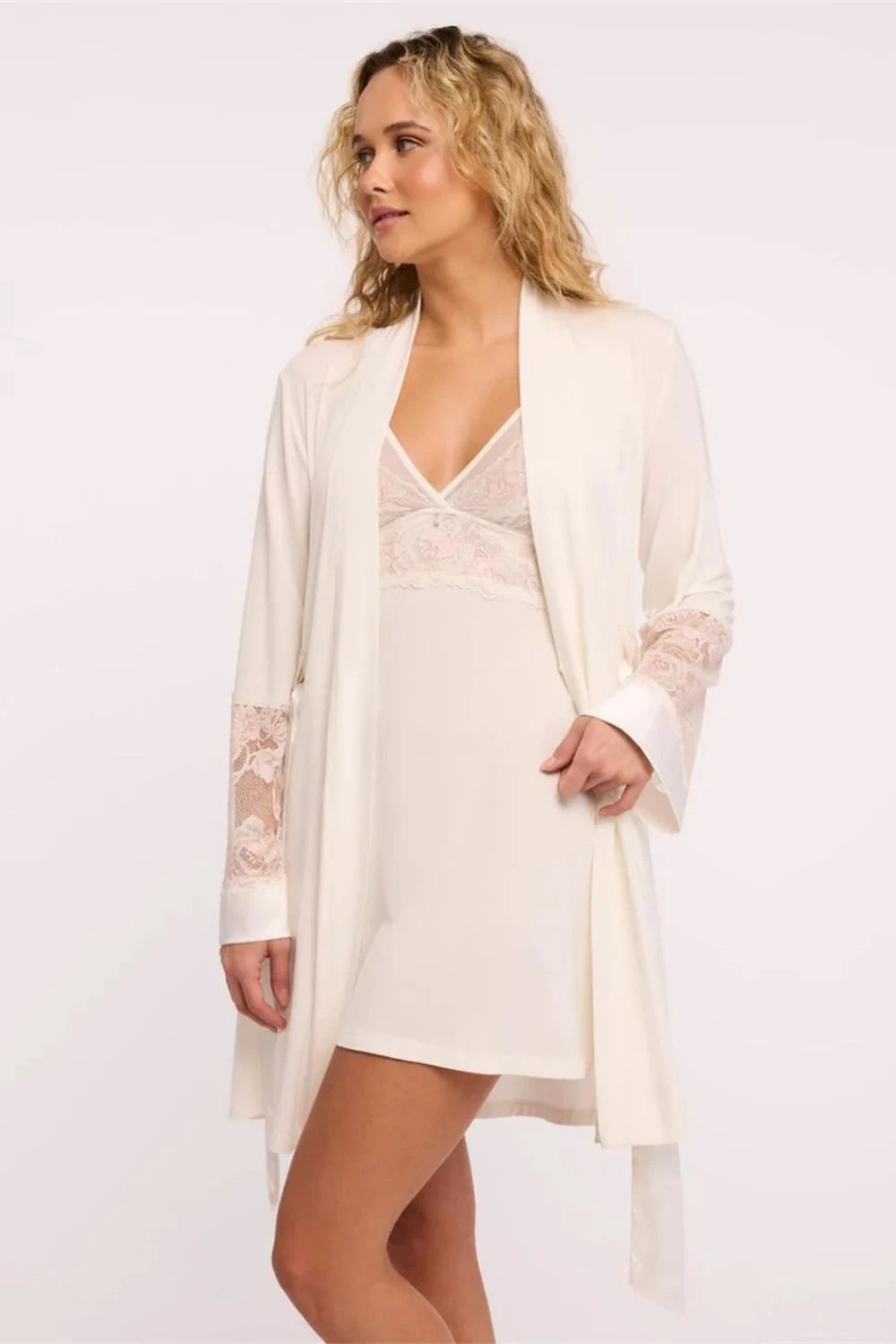 Blissful Kimono Chantilly/Champagne 2 Blissful Kimono Chantilly/Champagne - Image 2