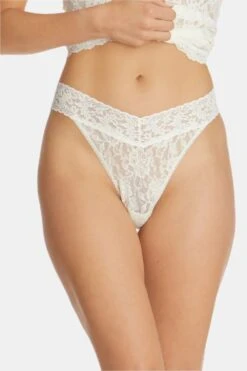 Hanky Panky Original Rise Thong 35 Hanky Panky Original Rise Thong -Fashion Lingerie Shop hankyPankyoriginalmarshmallow
