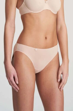 MARIE JO Tom Rio Brief